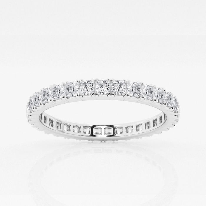 image 2 for The Ultimate Diamond Holiday Gift Guide