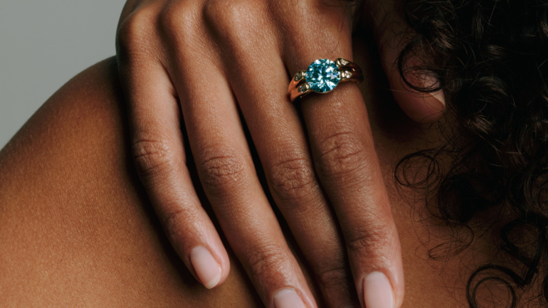 Why Custom Jewelry Is Perfect for Engagement Rings Today