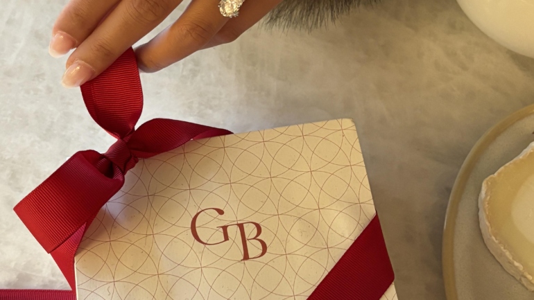 Jewelry Unboxing Rituals: How to Capture the Magic for Social Media