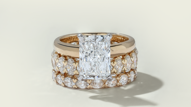 Solitaire or Pavé? Old Money Jewelry with Lab Grown Diamonds with Grown Brilliance