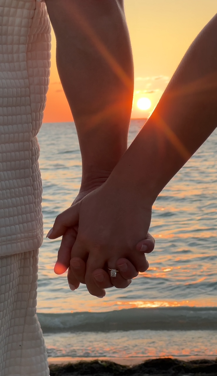 Best Proposal Destinations for 2026: Pairing Winter Romance with Lab Grown Diamonds