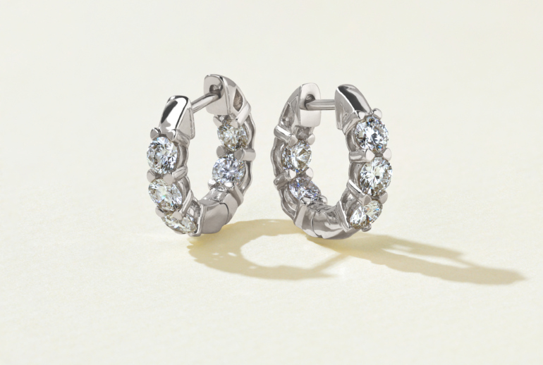 Best Mother’s Day Jewelry Gifts in 2026, Timeless Picks She’ll Love