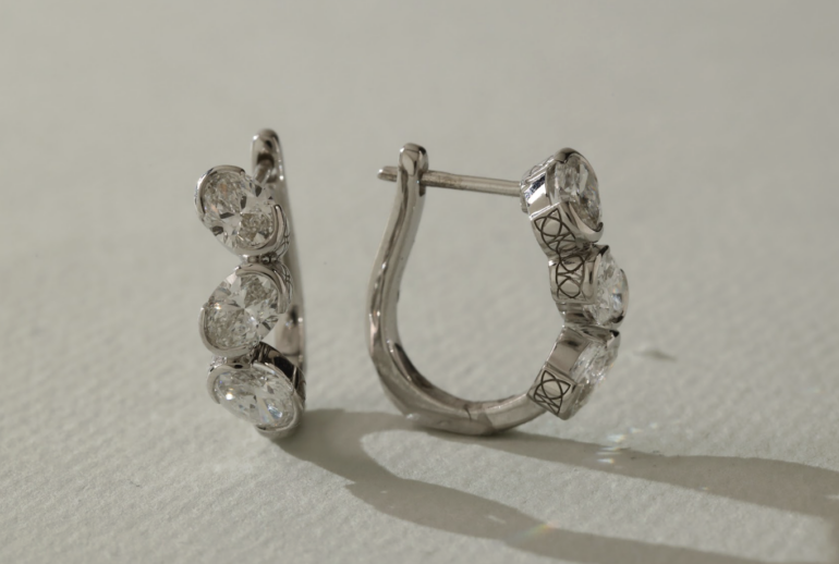 How to Choose Bridal Earrings for Every Wedding Gown Neckline