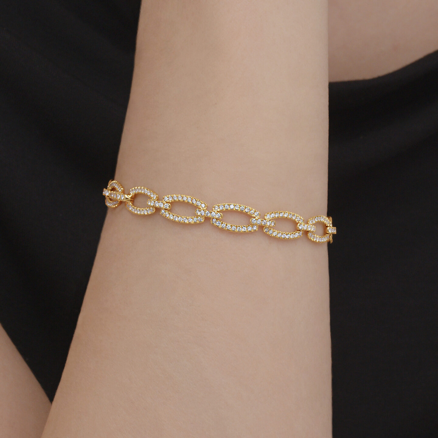  Truly Custom 1 2/3 ctw Round Lab Grown Diamond Fashion Bracelet