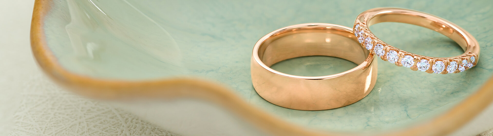Finding the Perfect Wedding Band