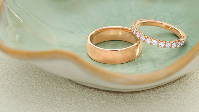 Finding the Perfect Wedding Band